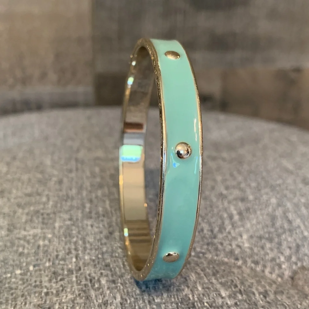 Chic Bangle Bracelet